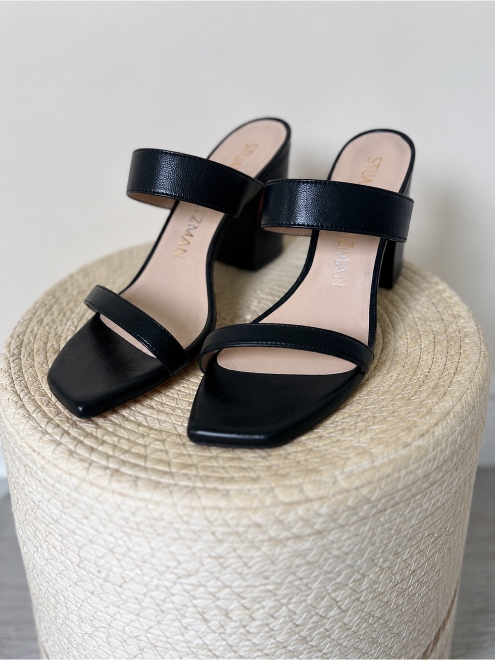 Stuart Weitzman classic black leather block heel slide sandals in size 6.5.